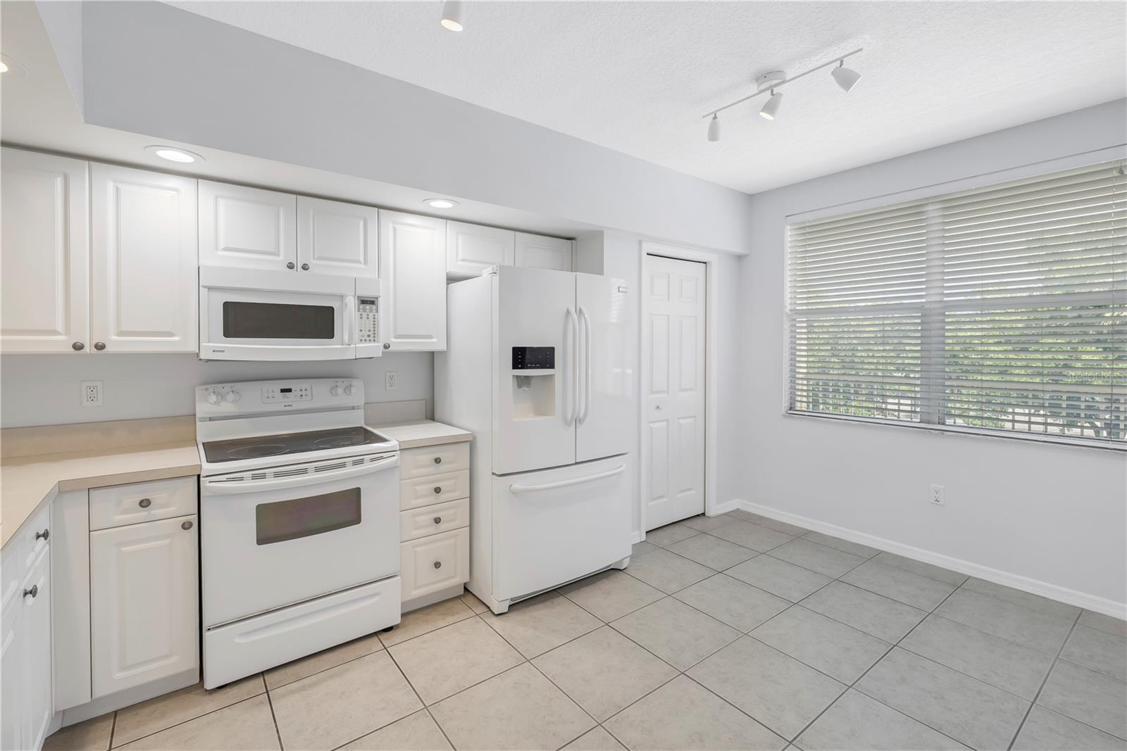 960 STARKEY ROAD 2202