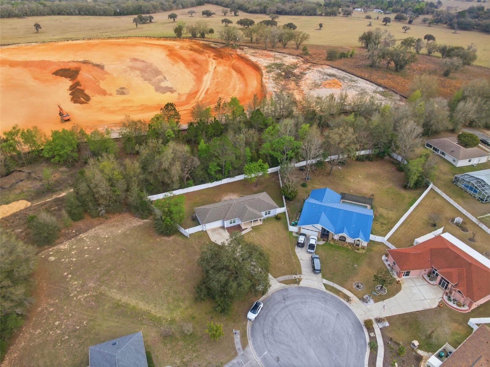 CRYSTAL GLEN - Residential