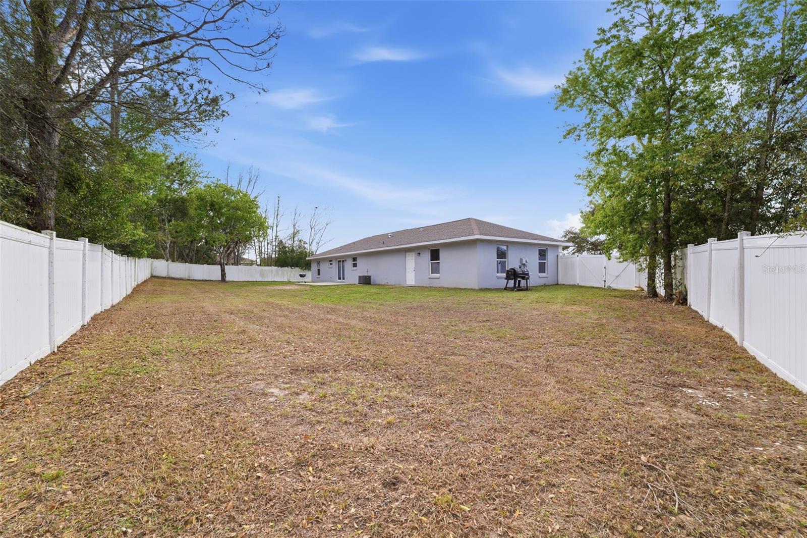 CRYSTAL GLEN - Residential