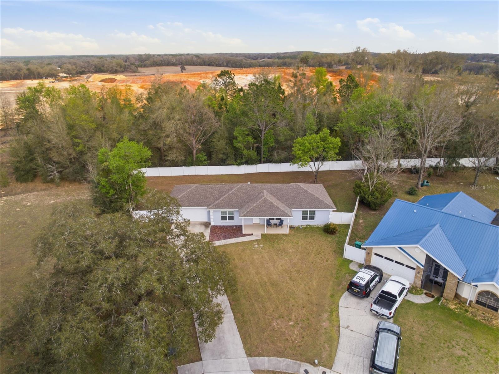 CRYSTAL GLEN - Residential