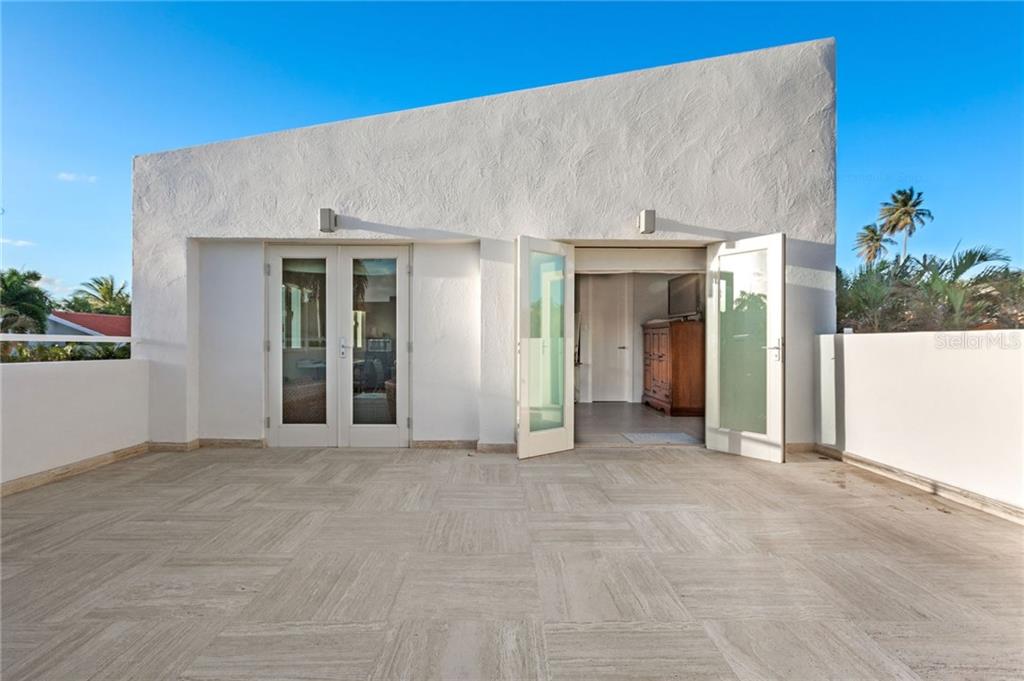 DORADO BEACH EAST - Residential