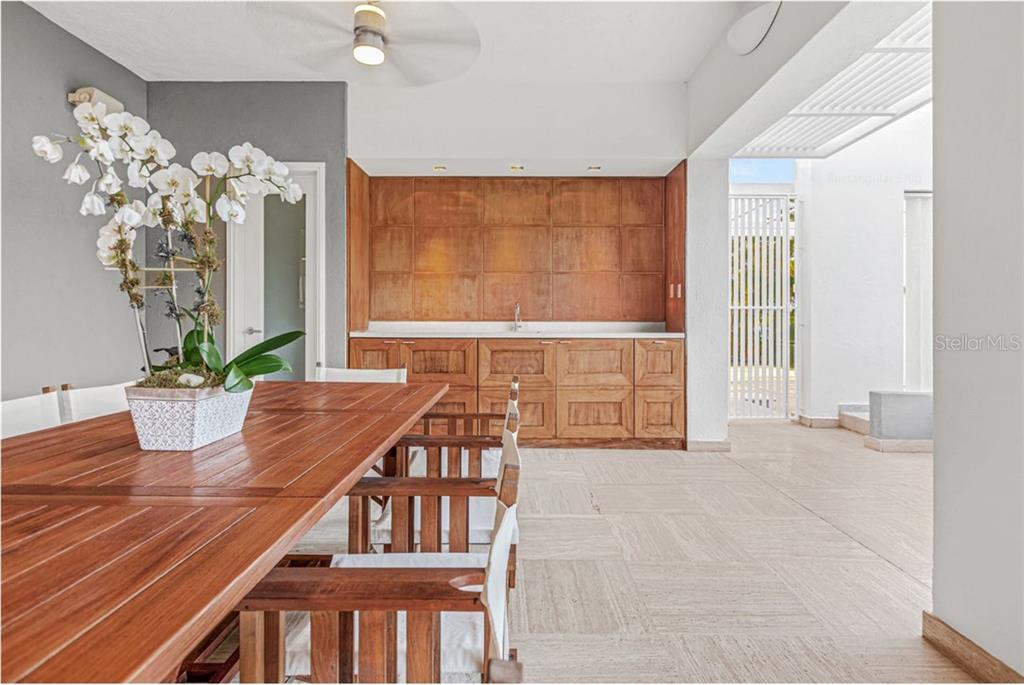 DORADO BEACH EAST - Residential