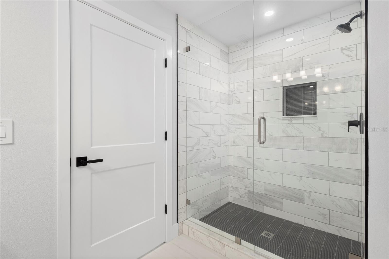 NAUTIQUE/WATERSIDE - Residential