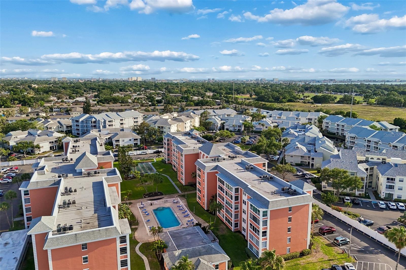 CROSSWINDS COLONY ONE CONDO - Residential Lease