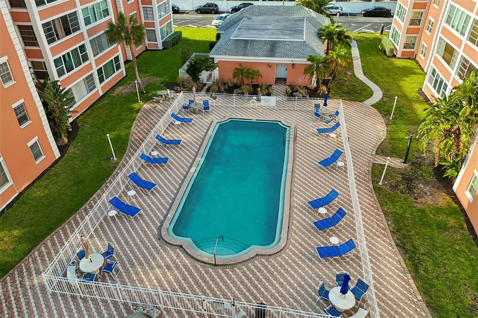 CROSSWINDS COLONY ONE CONDO - Residential Lease