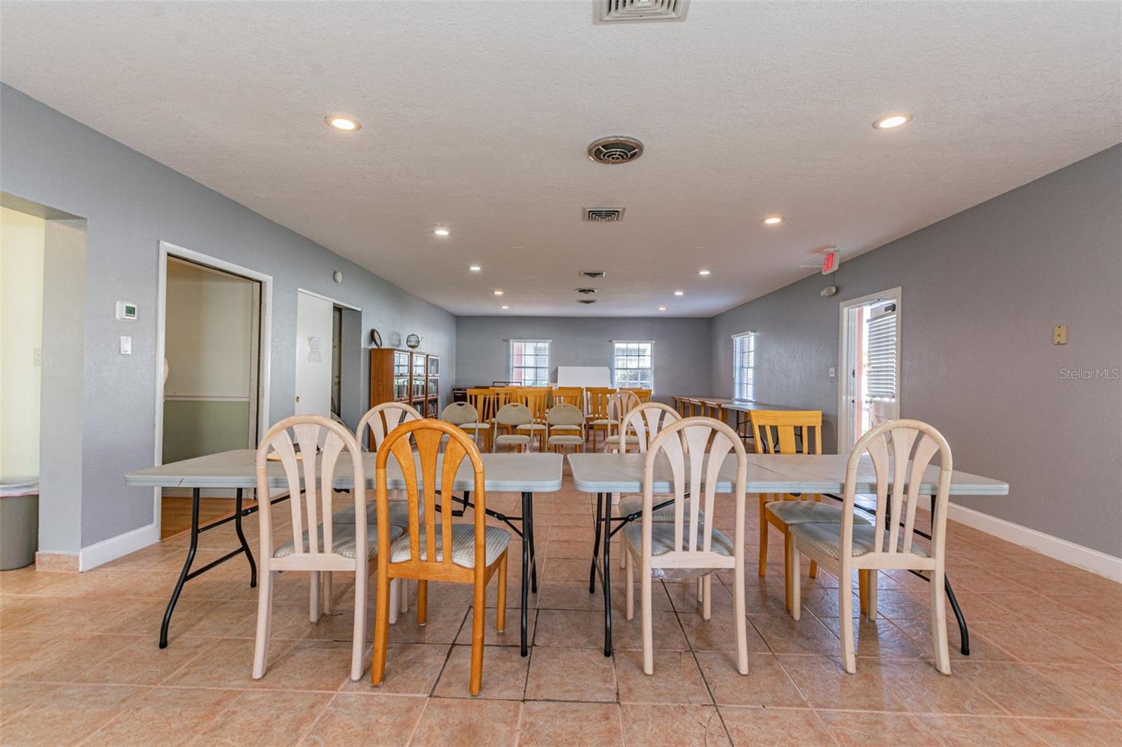 CROSSWINDS COLONY ONE CONDO - Residential Lease