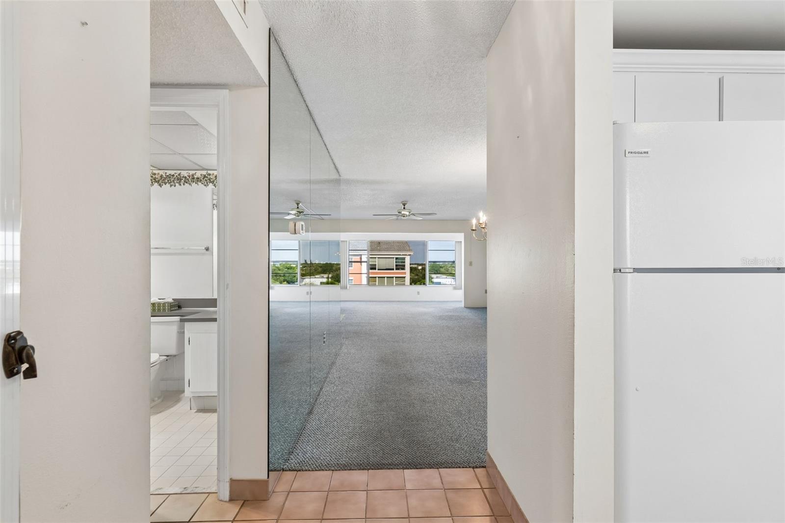 CROSSWINDS COLONY ONE CONDO - Residential Lease