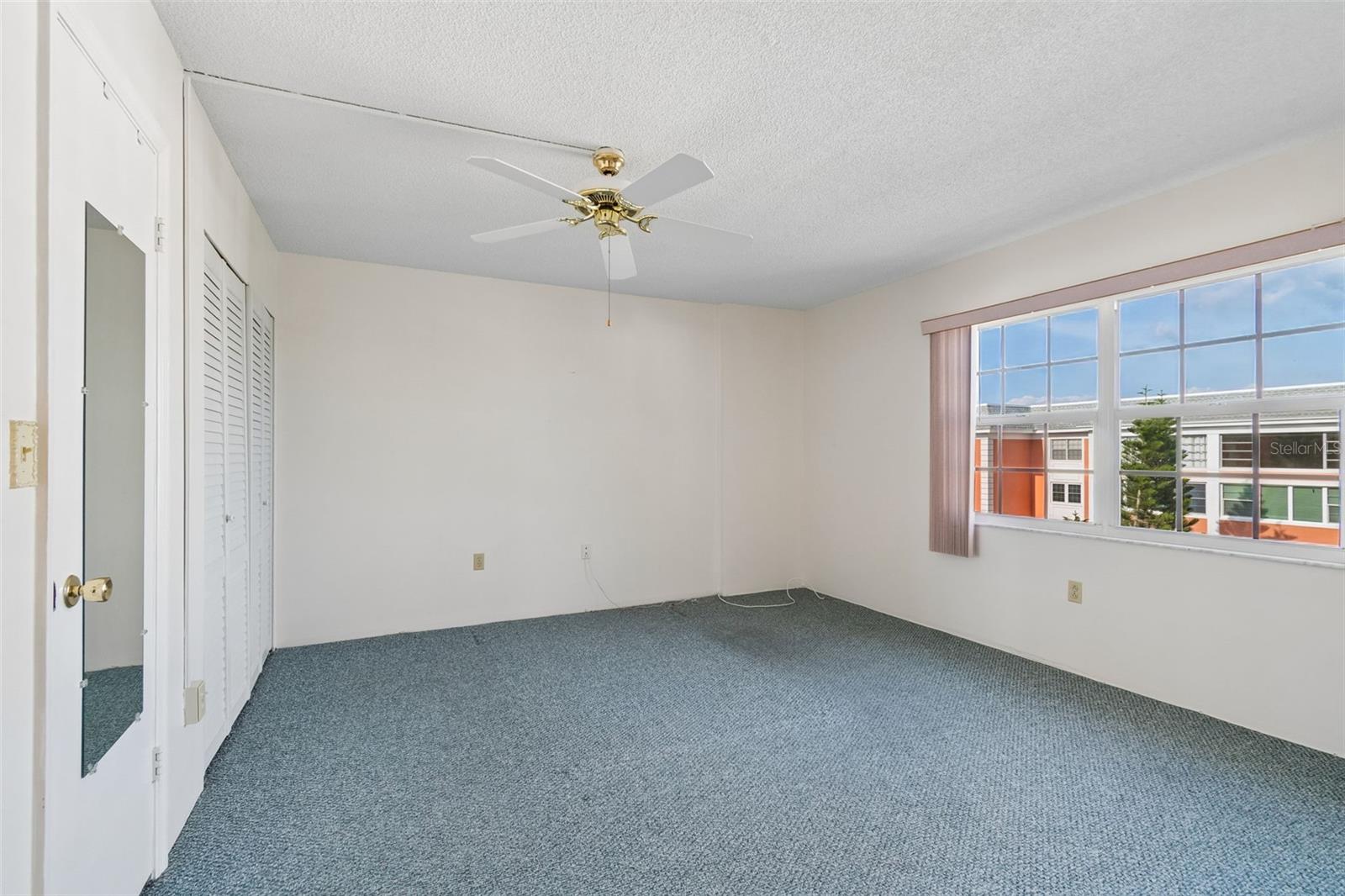 CROSSWINDS COLONY ONE CONDO - Residential Lease