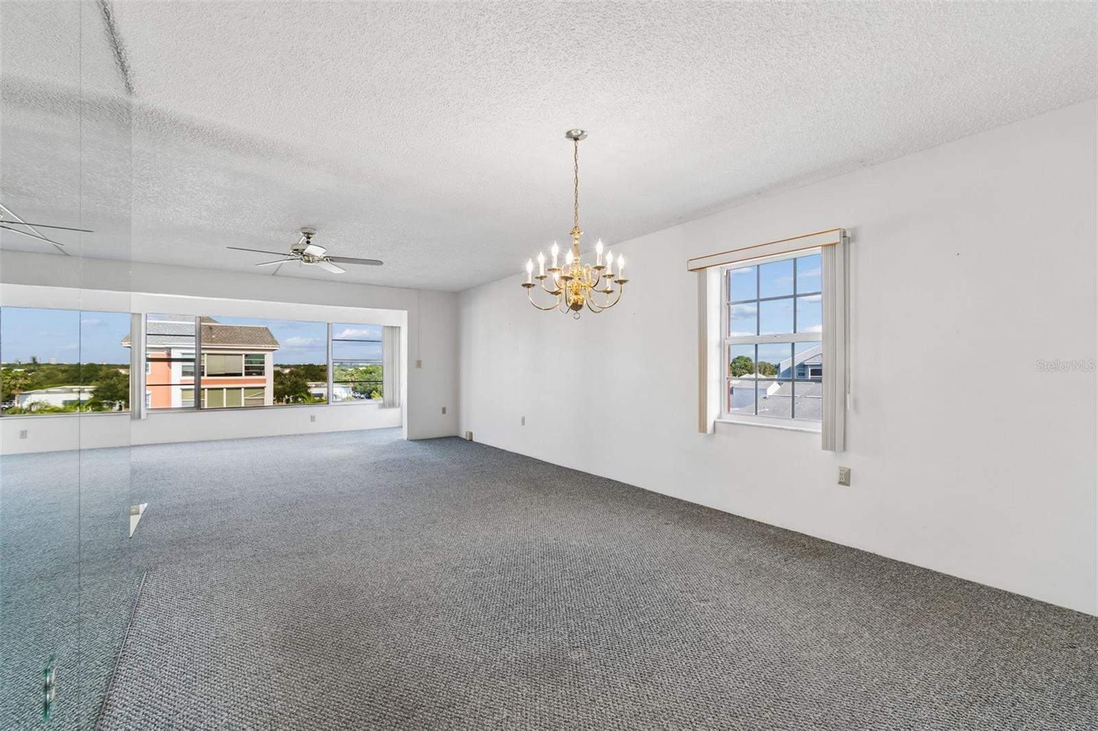 CROSSWINDS COLONY ONE CONDO - Residential Lease