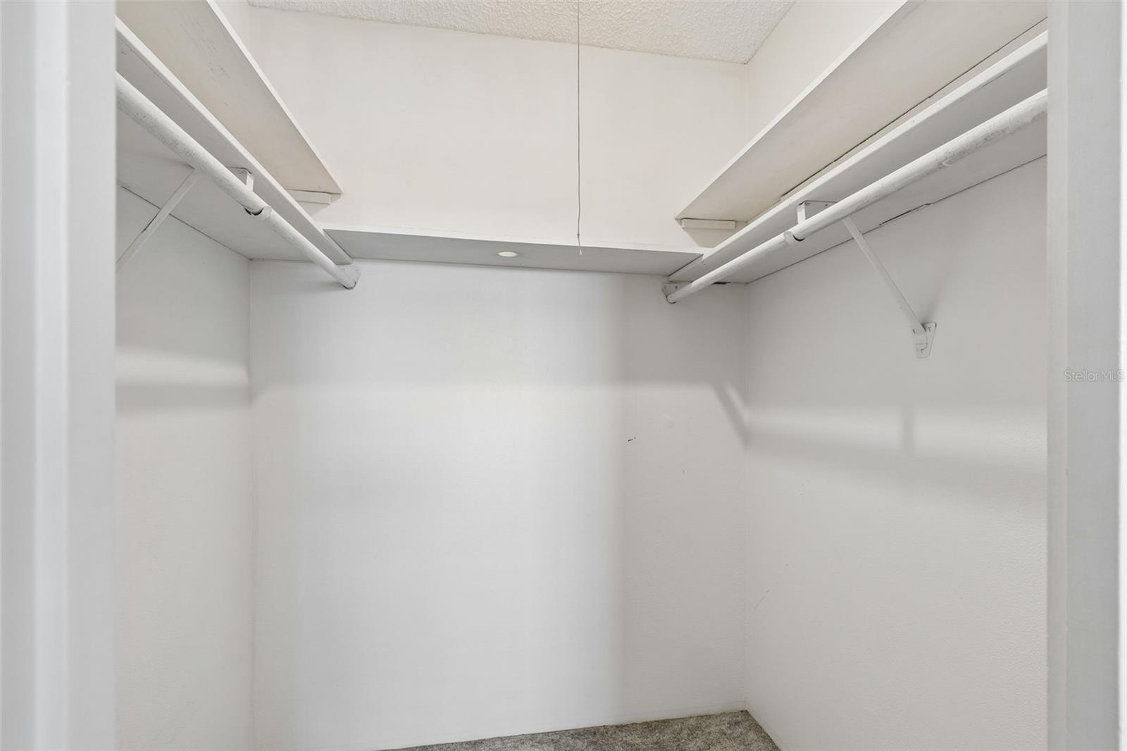 CROSSWINDS COLONY ONE CONDO - Residential Lease