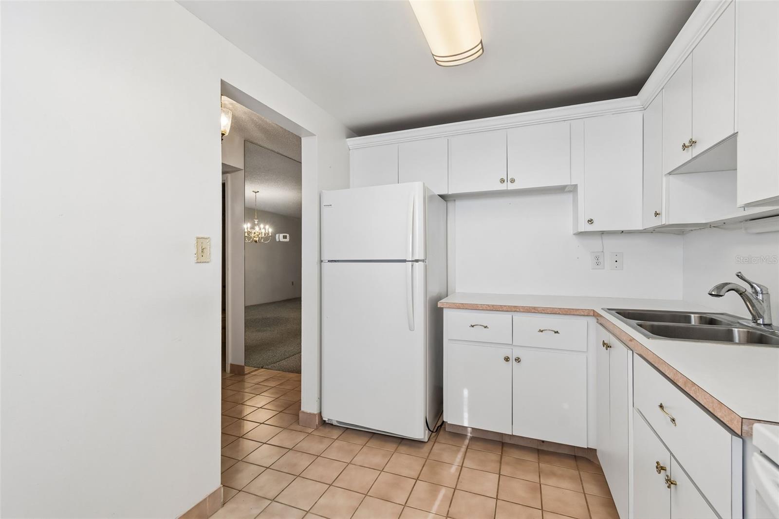 CROSSWINDS COLONY ONE CONDO - Residential Lease