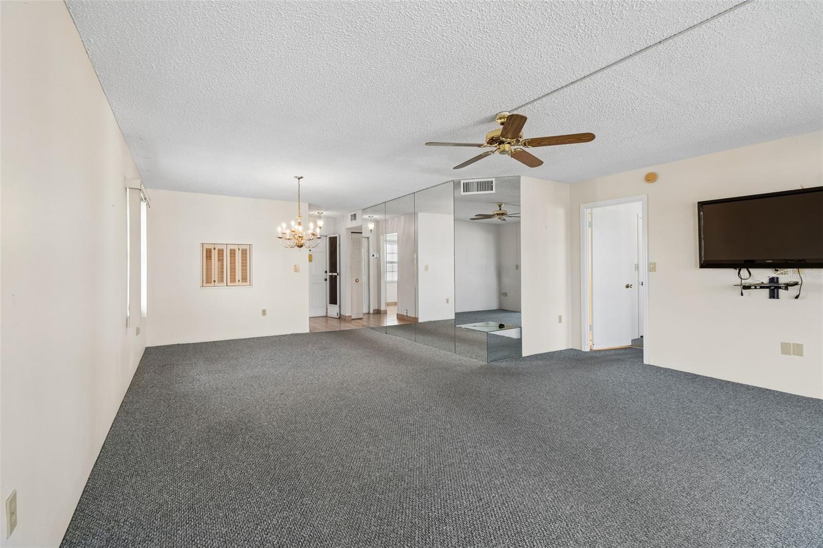 CROSSWINDS COLONY ONE CONDO - Residential Lease