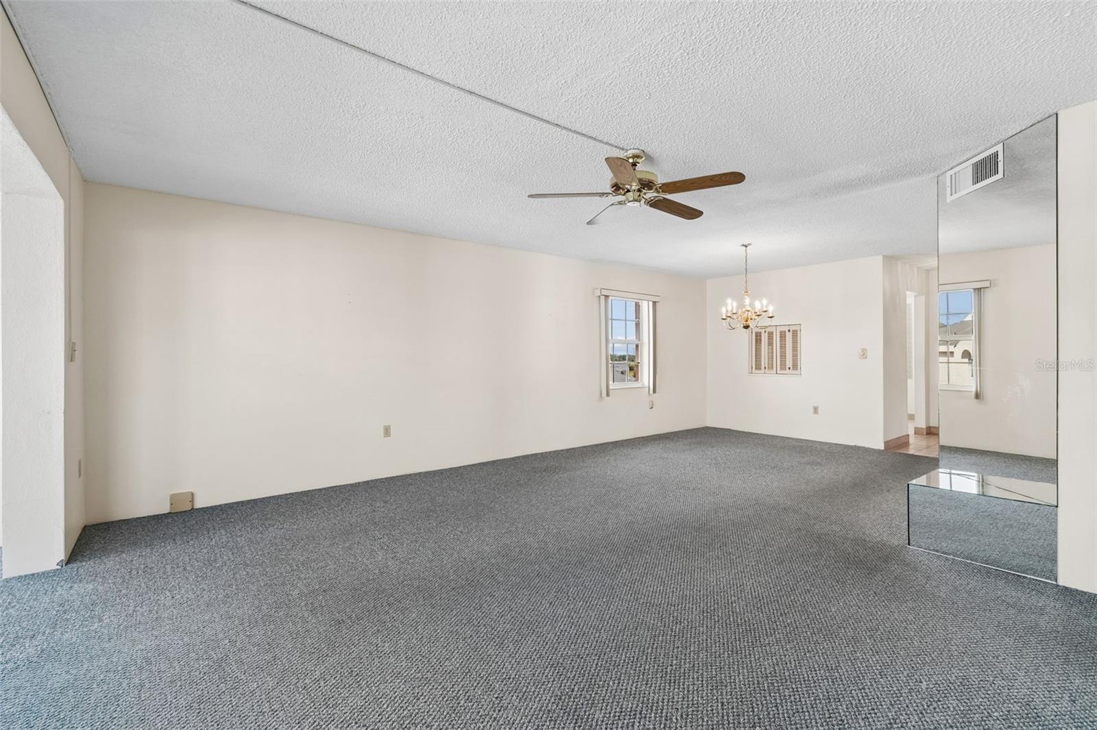 CROSSWINDS COLONY ONE CONDO - Residential Lease