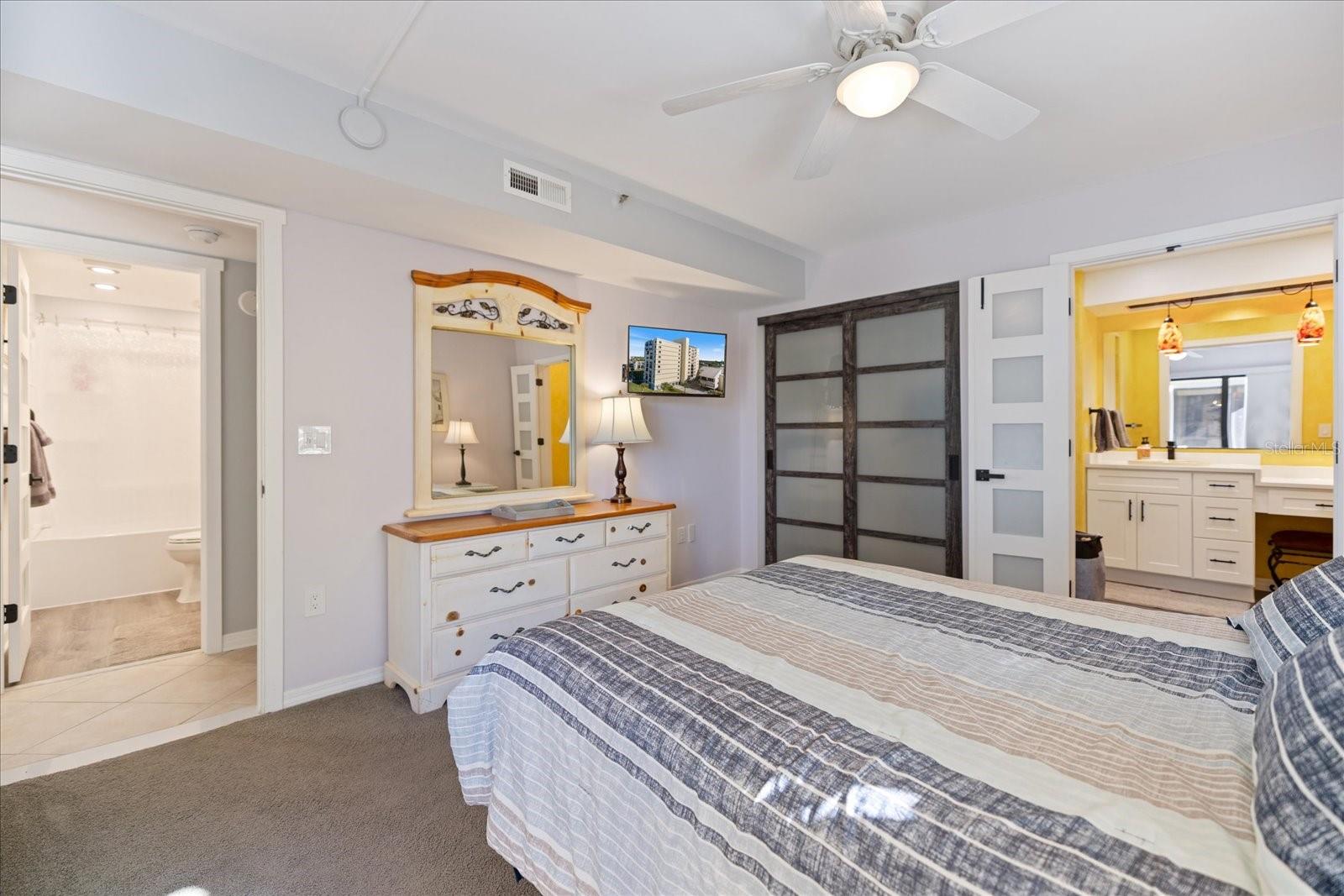 MACARTHUR BEACH - Residential