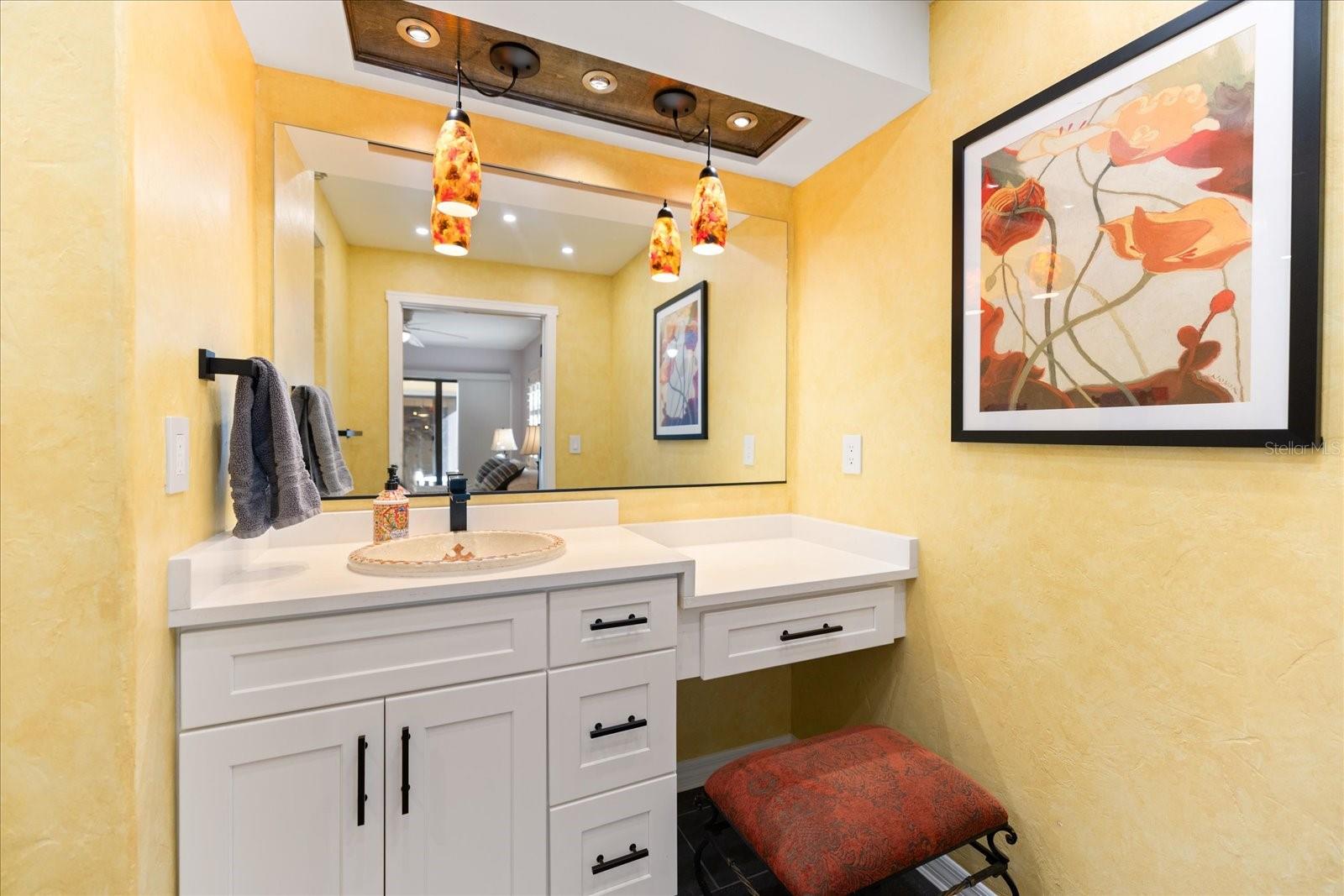 MACARTHUR BEACH - Residential