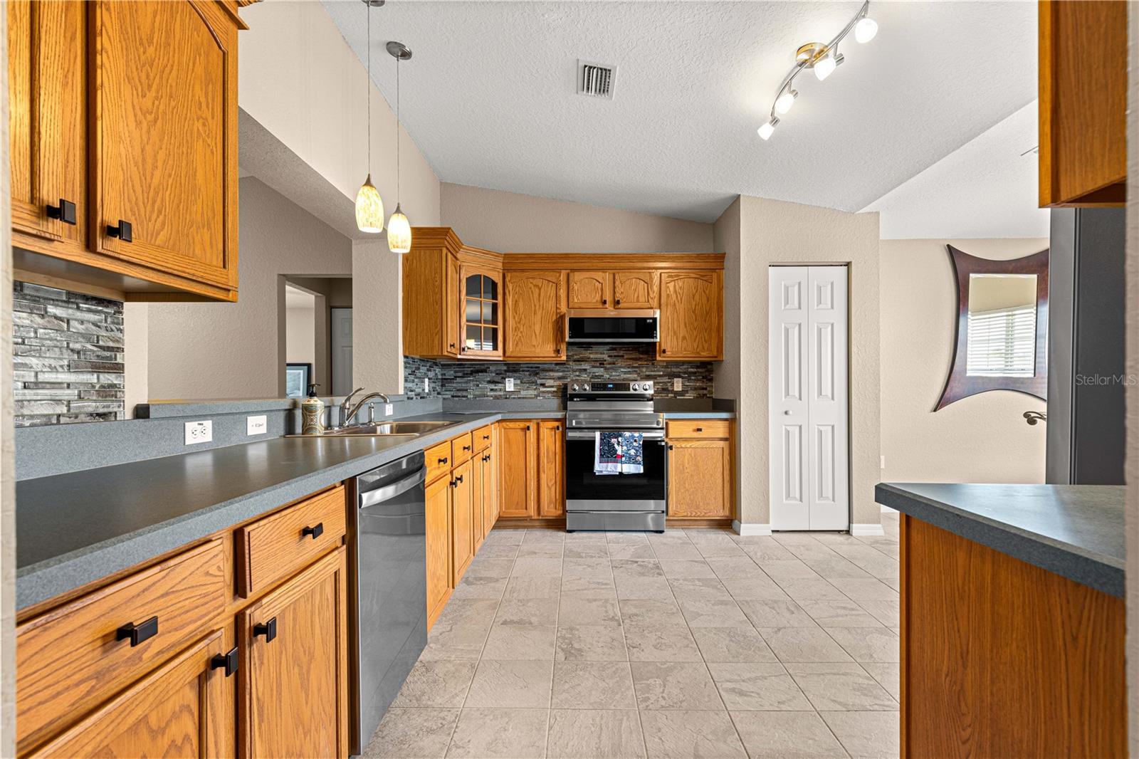 SPRUCE CREEK GC - Residential