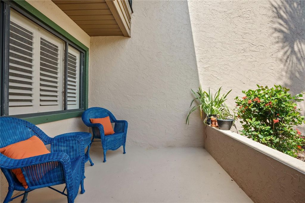 Photo of 928 Sunridge Drive #F2, Sarasota, FL 34234 (MLS # A4650806)