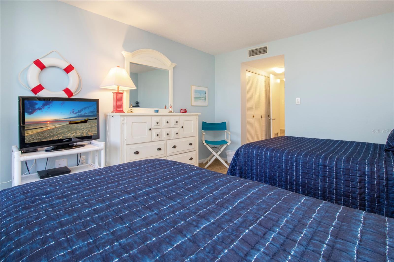 CRYSTAL SANDS 2 - Residential