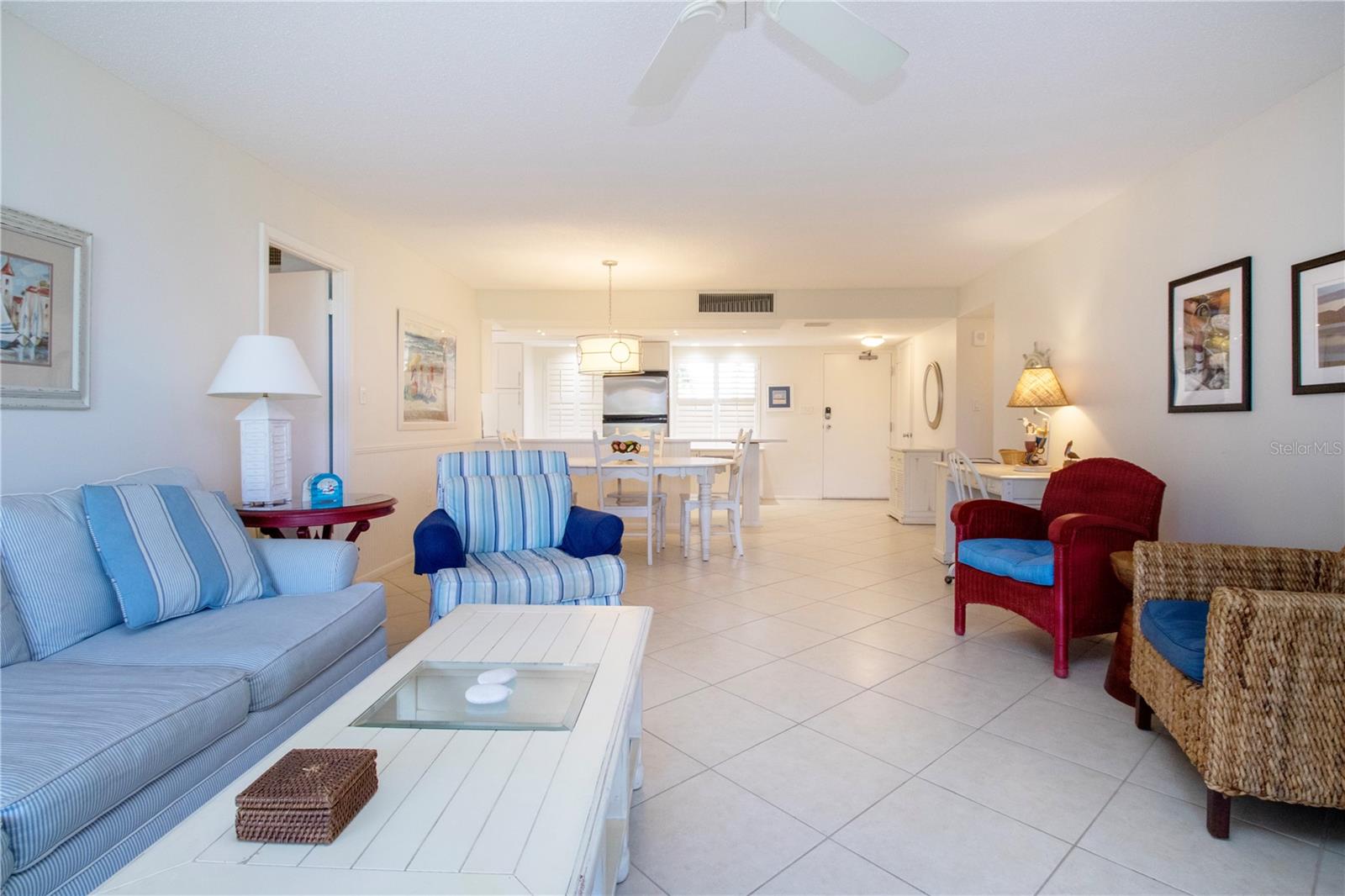 CRYSTAL SANDS 2 - Residential