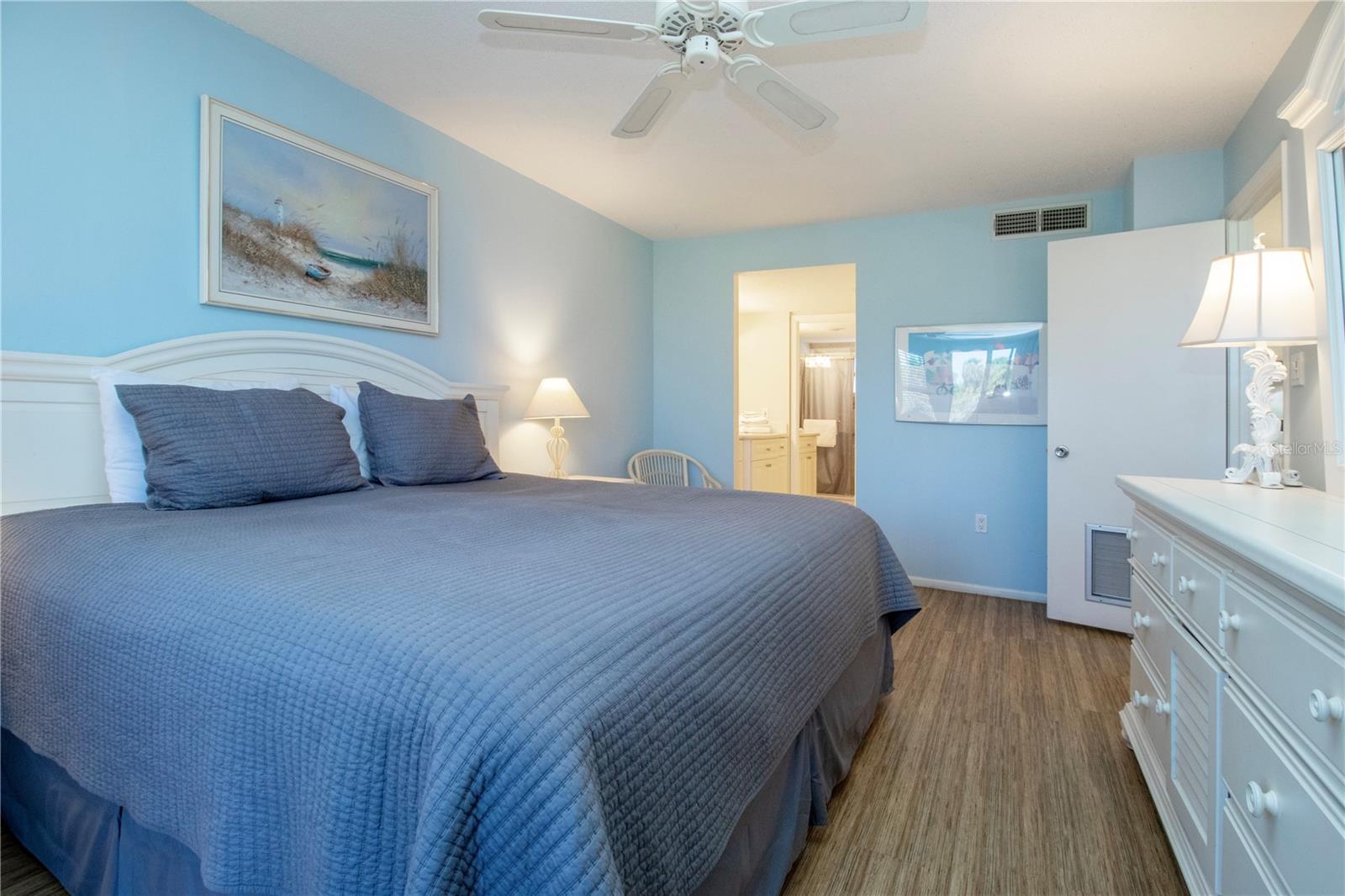 CRYSTAL SANDS 2 - Residential