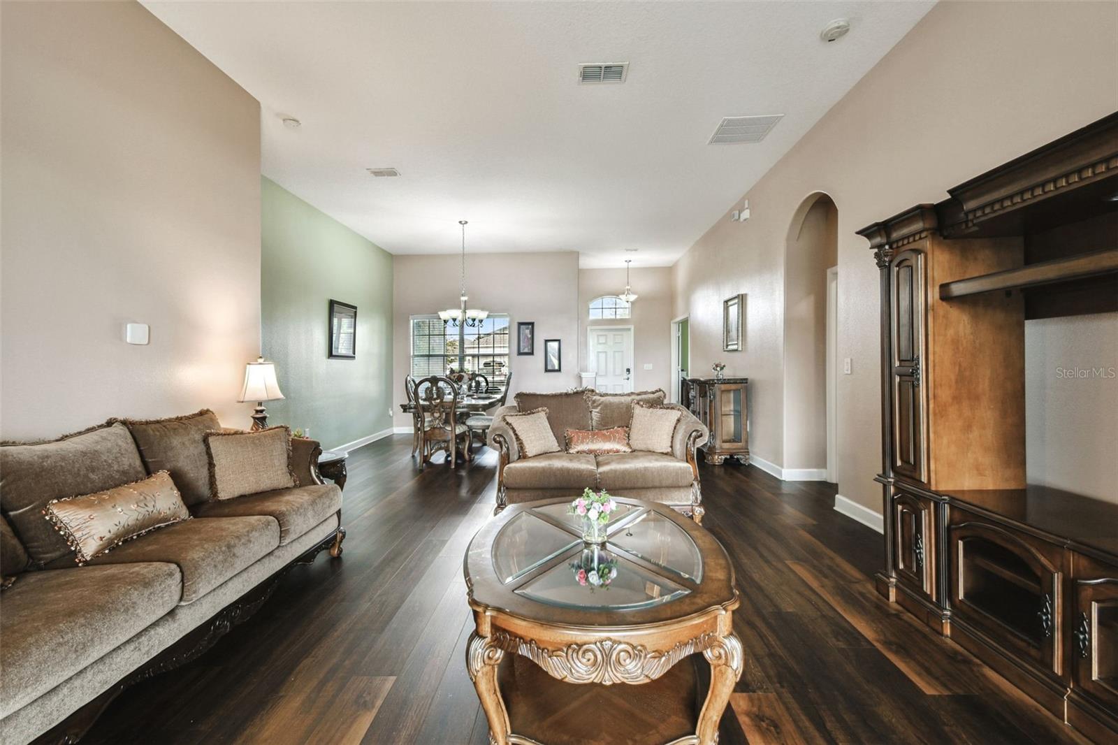 SPYGLASS AT RIVER BEND - Residential