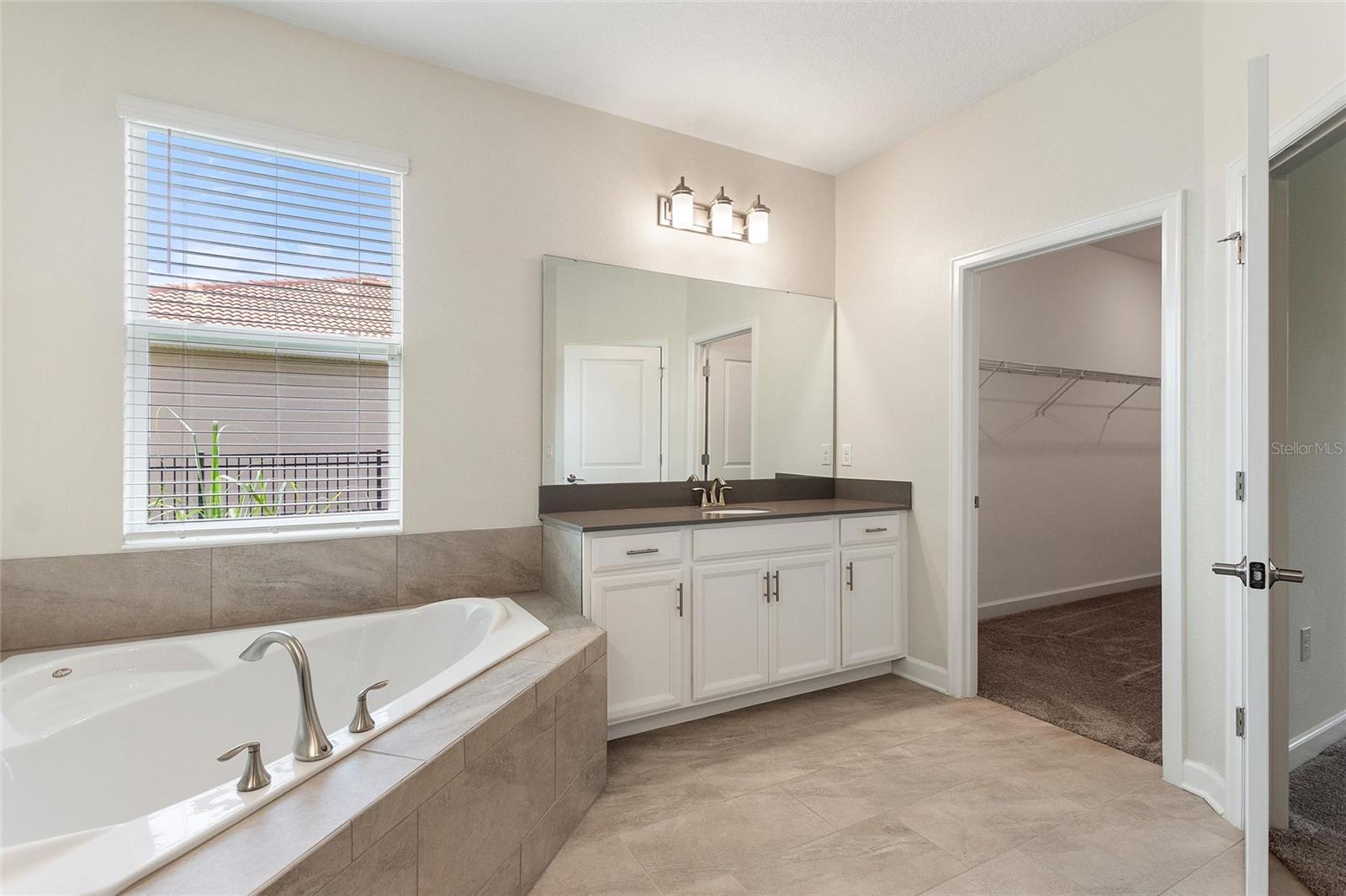 STONEYBROOK SOUTH NORTH PRCL PH 5 - Residential Lease