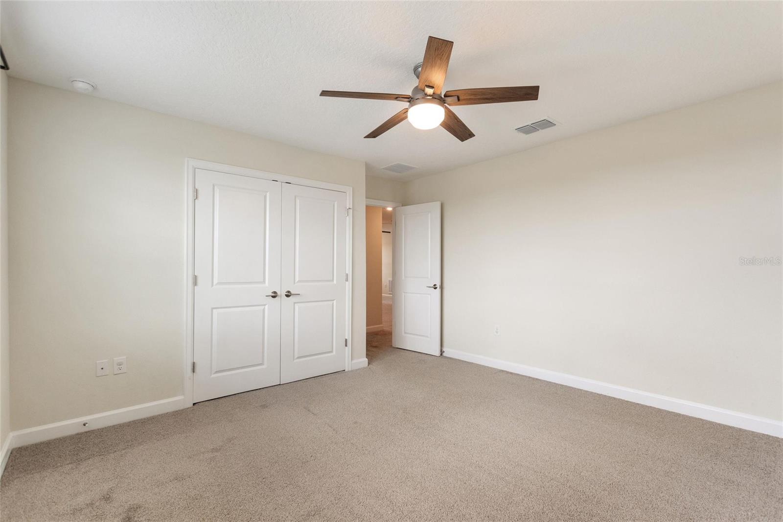 STONEYBROOK SOUTH NORTH PRCL PH 5 - Residential Lease