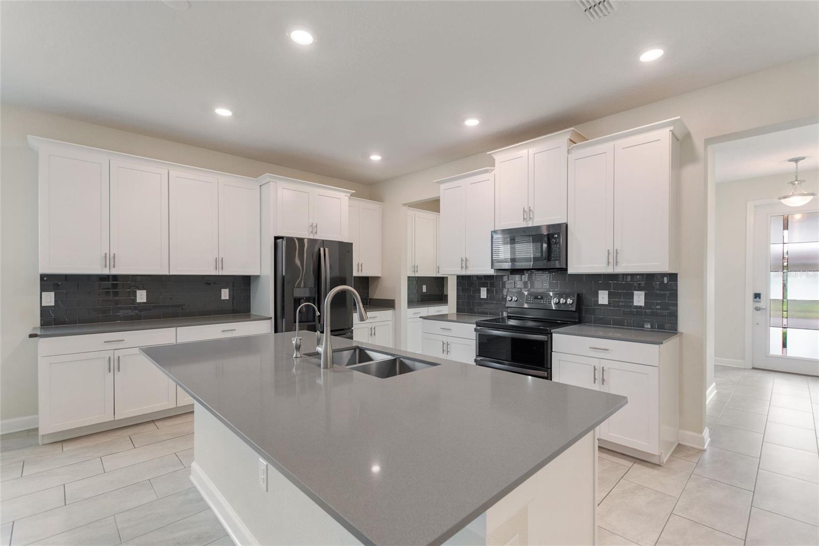 STONEYBROOK SOUTH NORTH PRCL PH 5 - Residential Lease