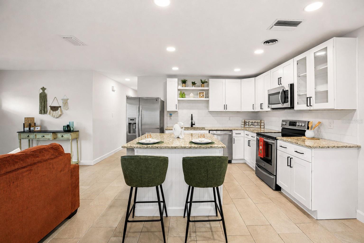 Search Properties for Sale 2 482 OAKWOOD DRIVE