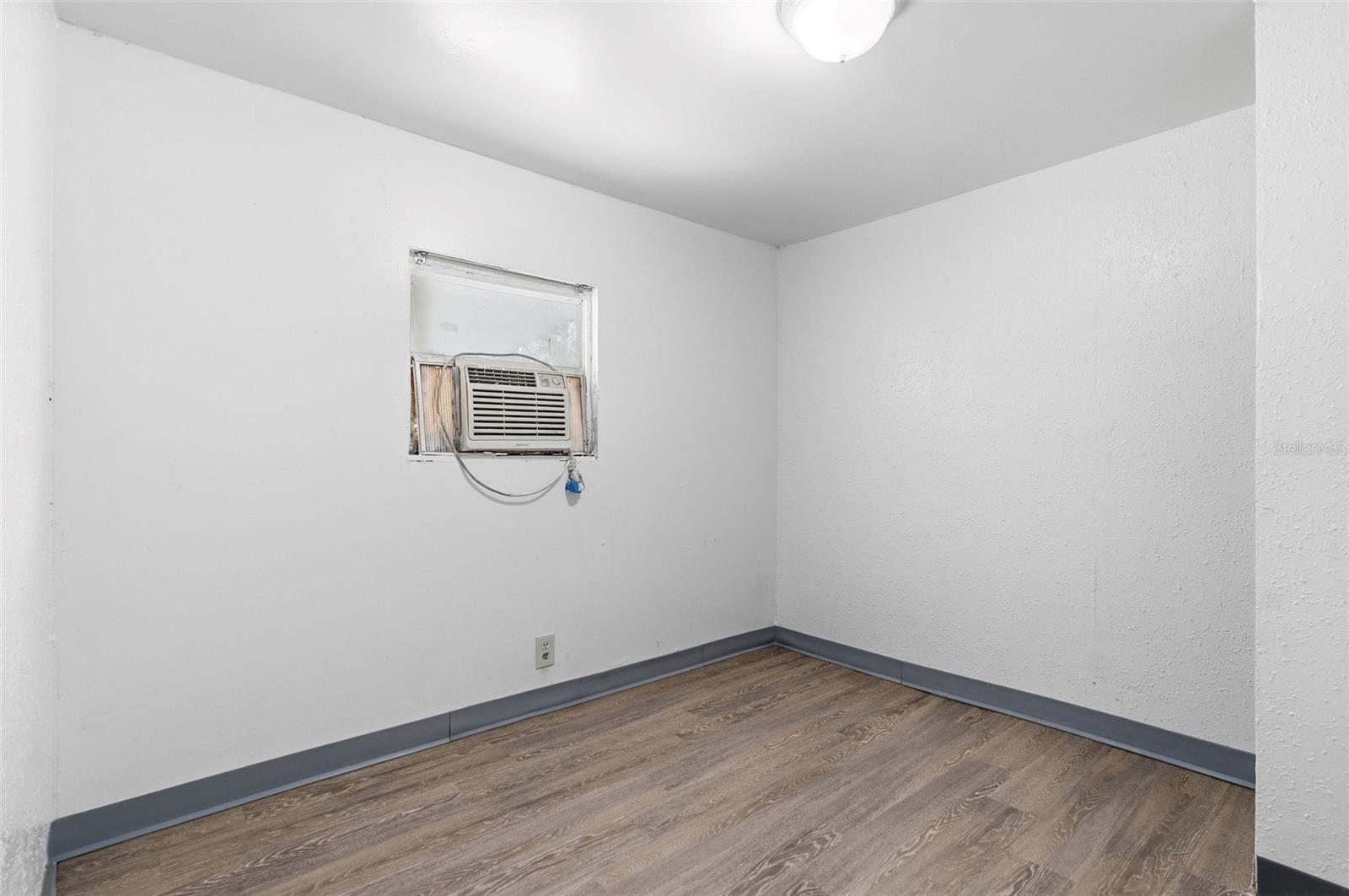 ZEPHYRHILLS COLONY CO - Residential