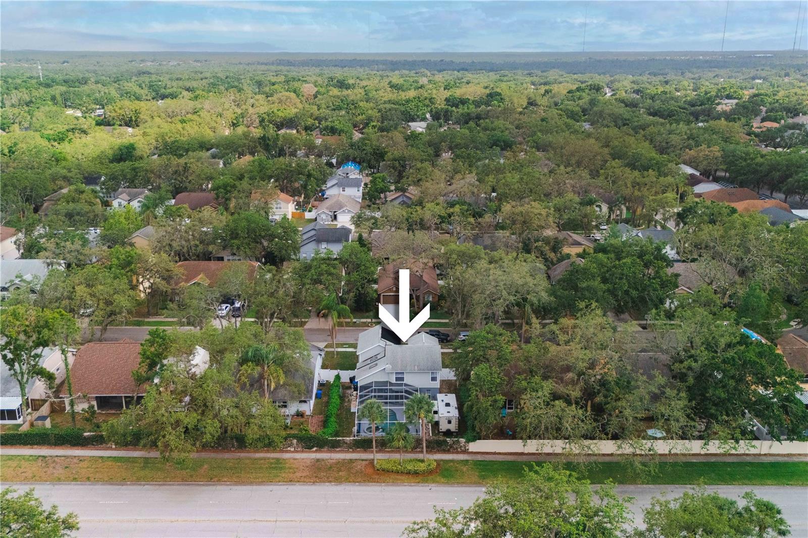 2318 KENWICK DRIVE