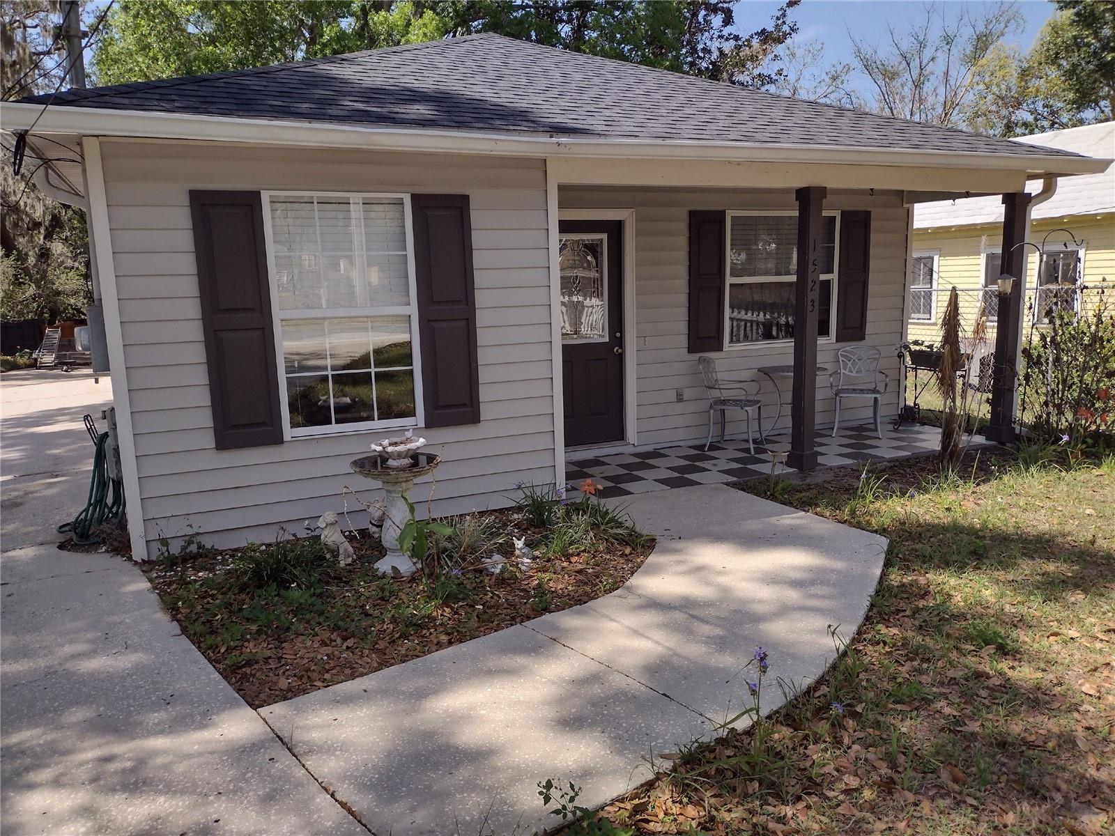 MOUNT DORA GRANITE STATE COURT - Residential