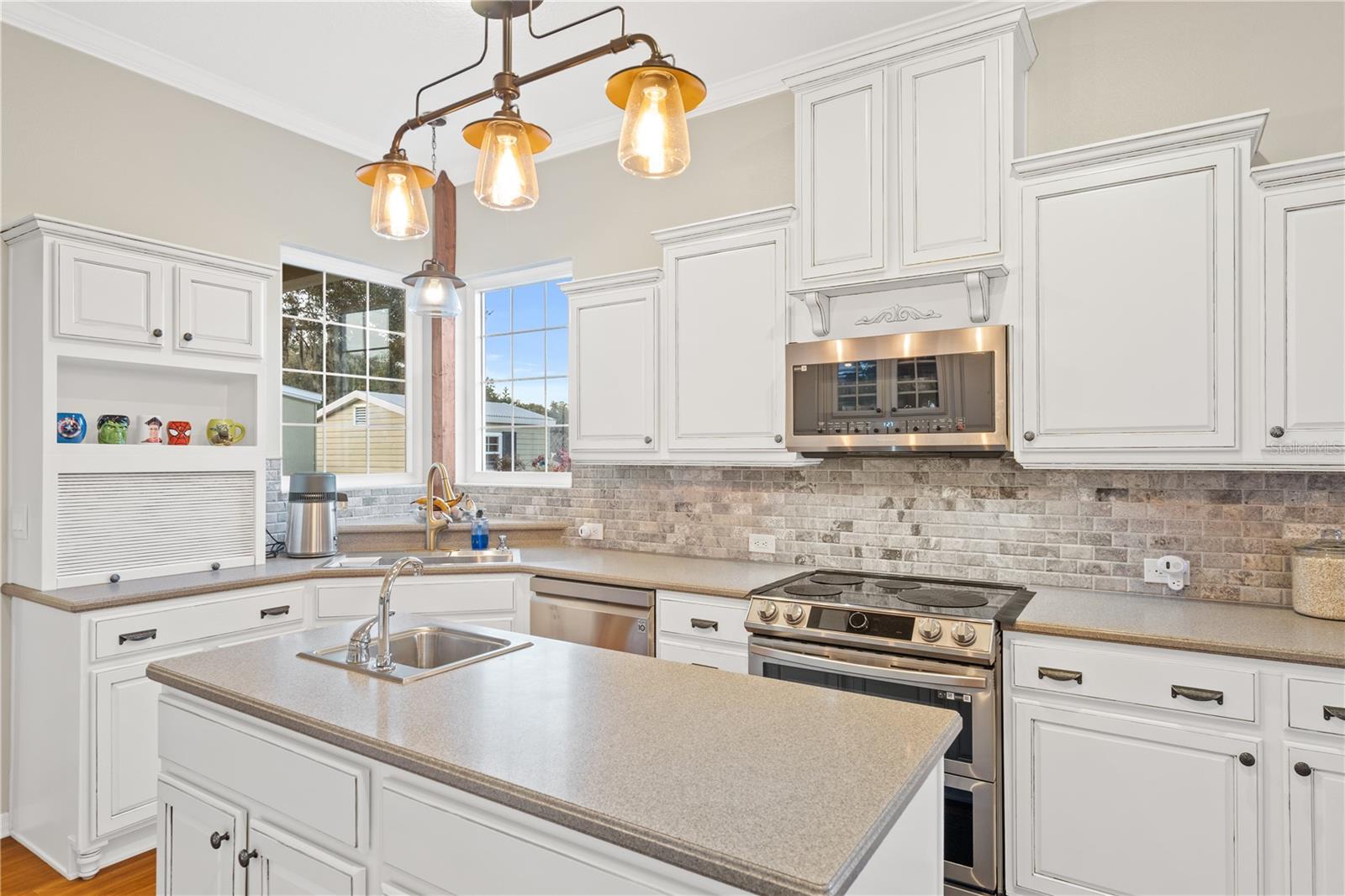 RUNNYMEDE OAKS UNREC - Residential