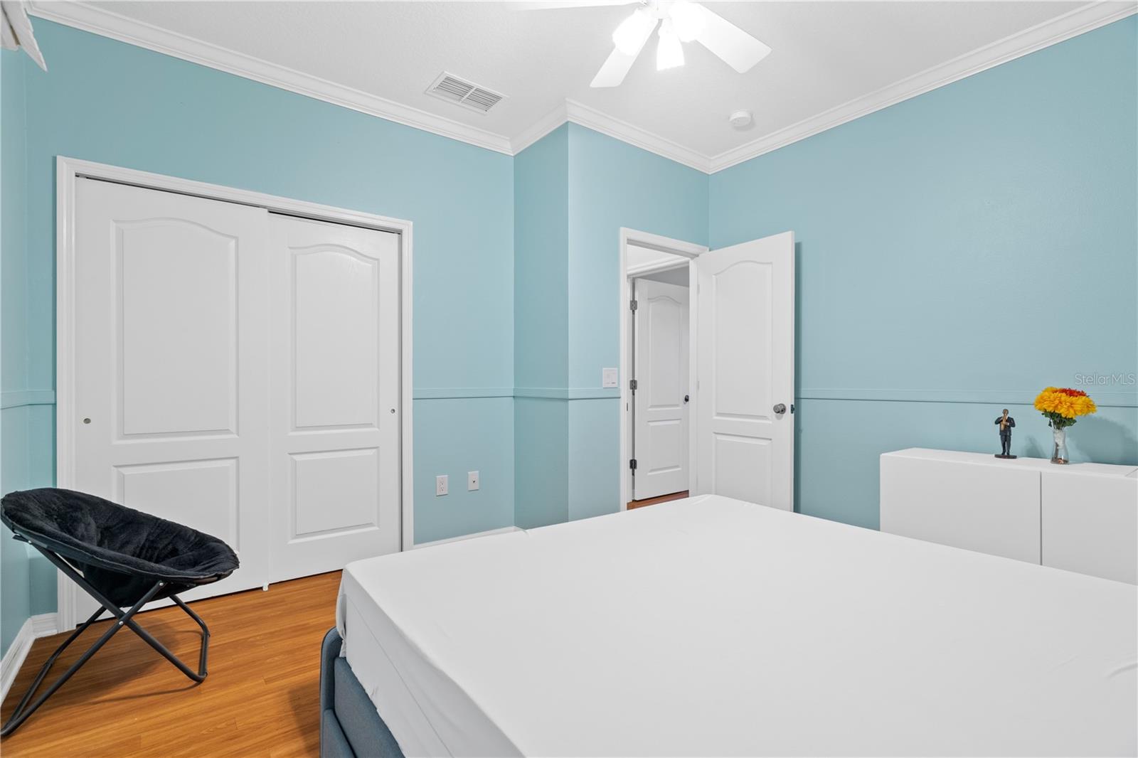 RUNNYMEDE OAKS UNREC - Residential