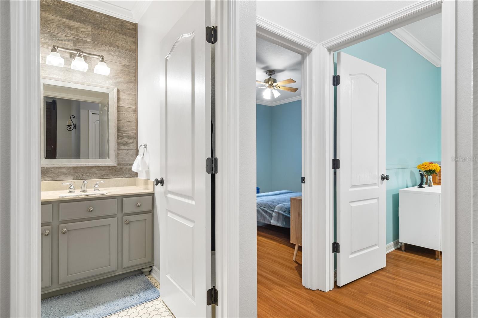 RUNNYMEDE OAKS UNREC - Residential