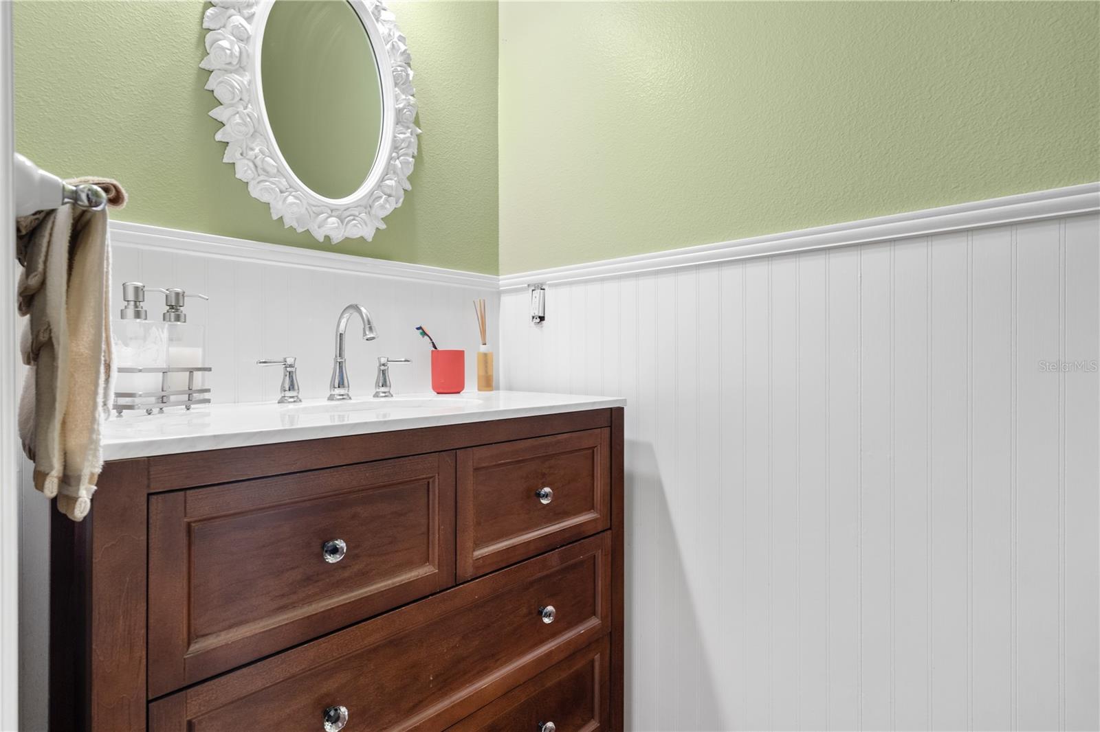 RUNNYMEDE OAKS UNREC - Residential