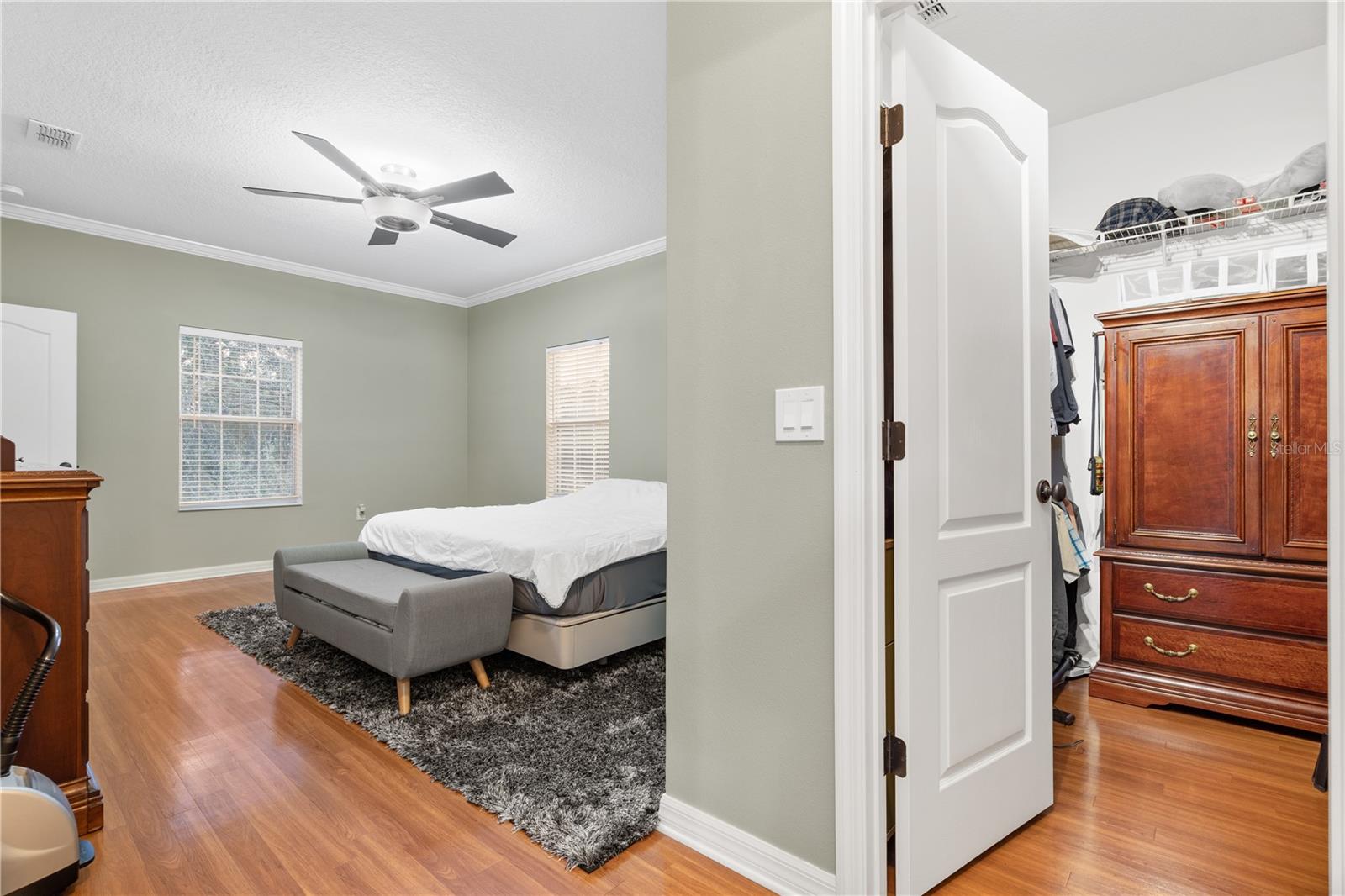 RUNNYMEDE OAKS UNREC - Residential