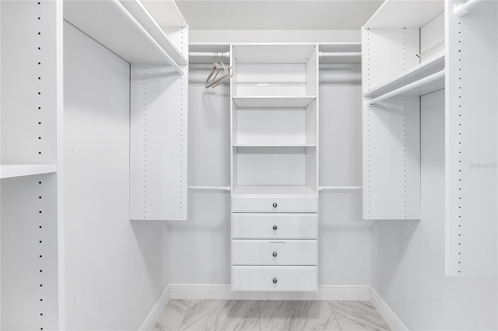 SARABAY WOODS - Residential Lease