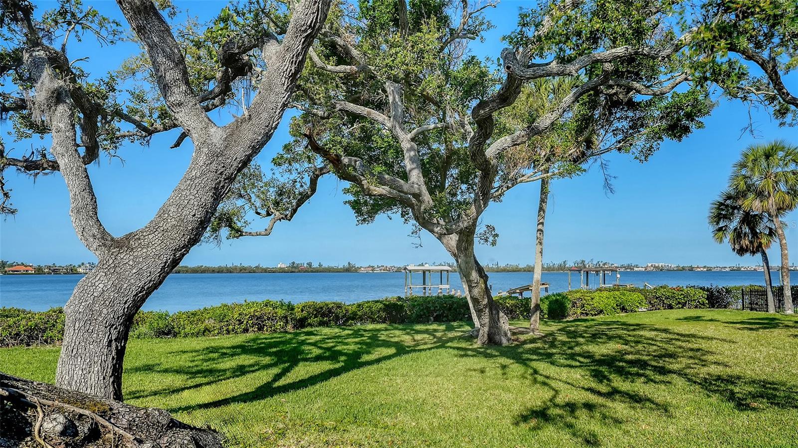 NOT PART OF A SUBDIVISION - Residential