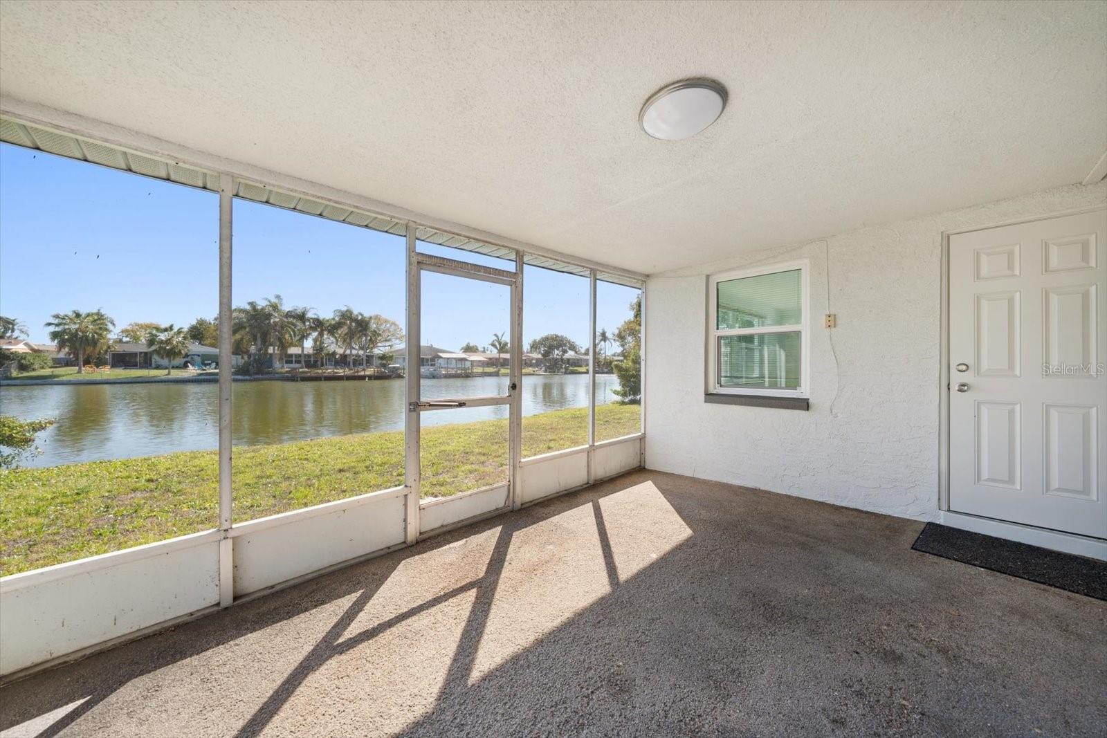 ALOHA GARDENS - Residential