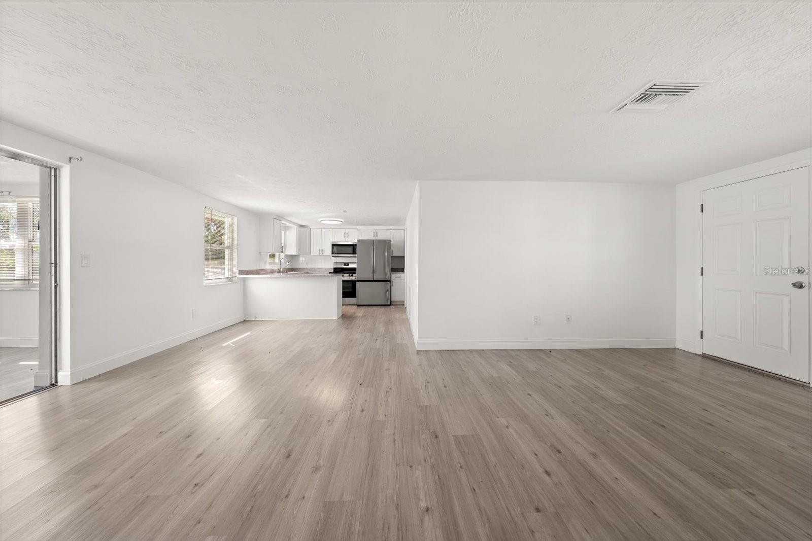 ALOHA GARDENS - Residential