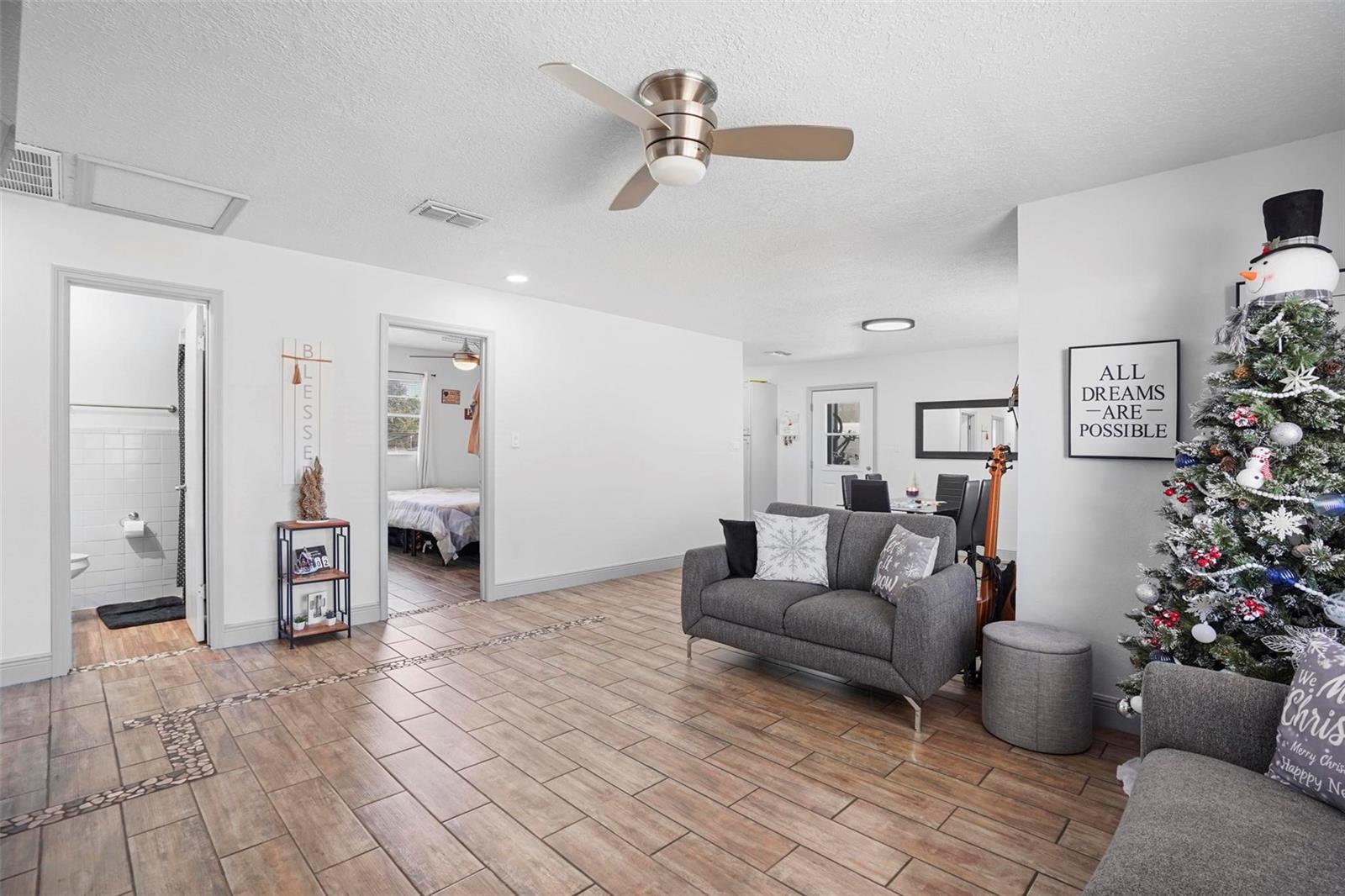 DAVENPORT - Residential