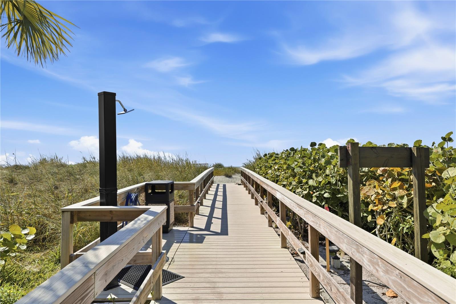 ISLAND REEF I - Residential