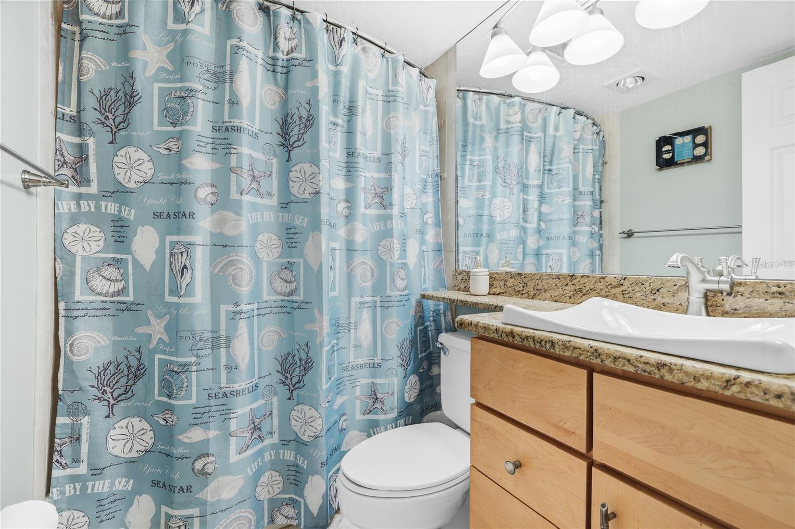 ISLAND REEF I - Residential