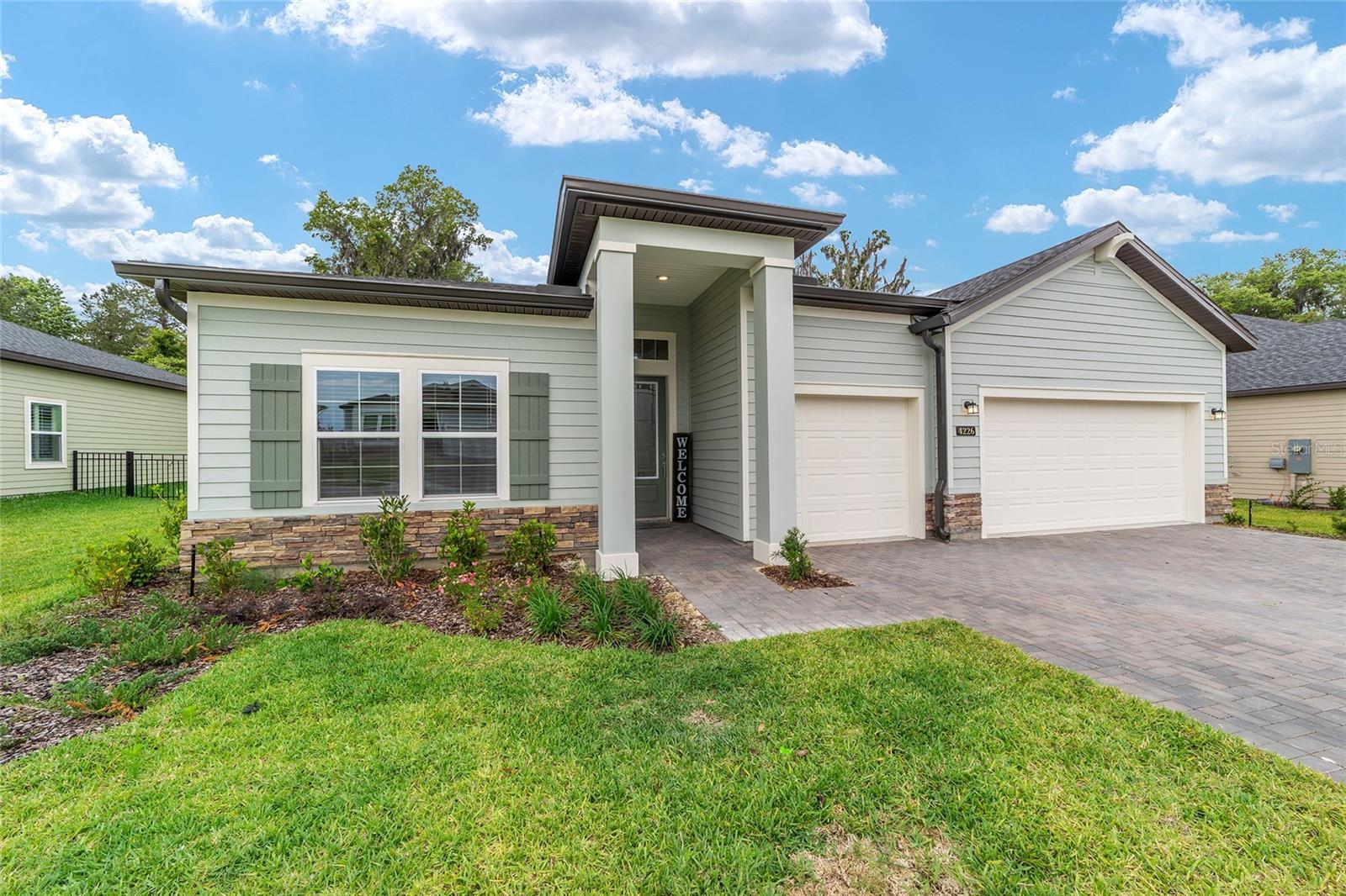 BELLECHASE OAK HAMMOCK - Residential