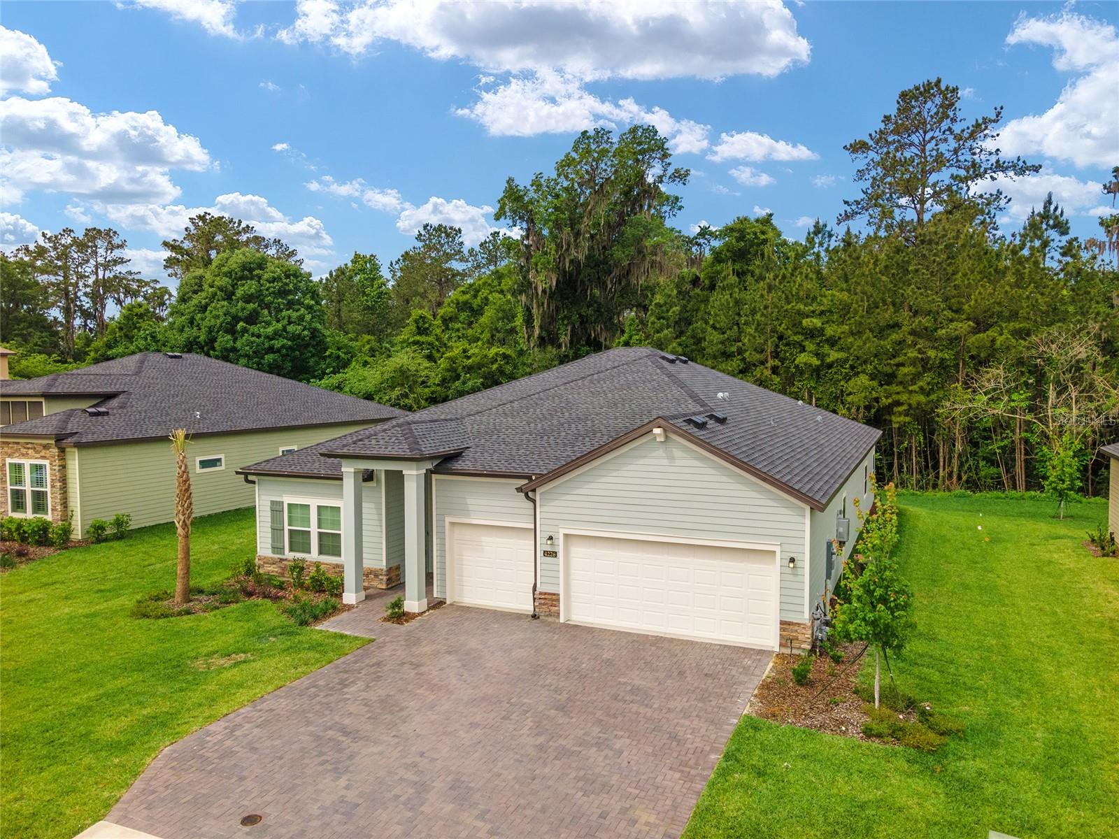 BELLECHASE OAK HAMMOCK - Residential