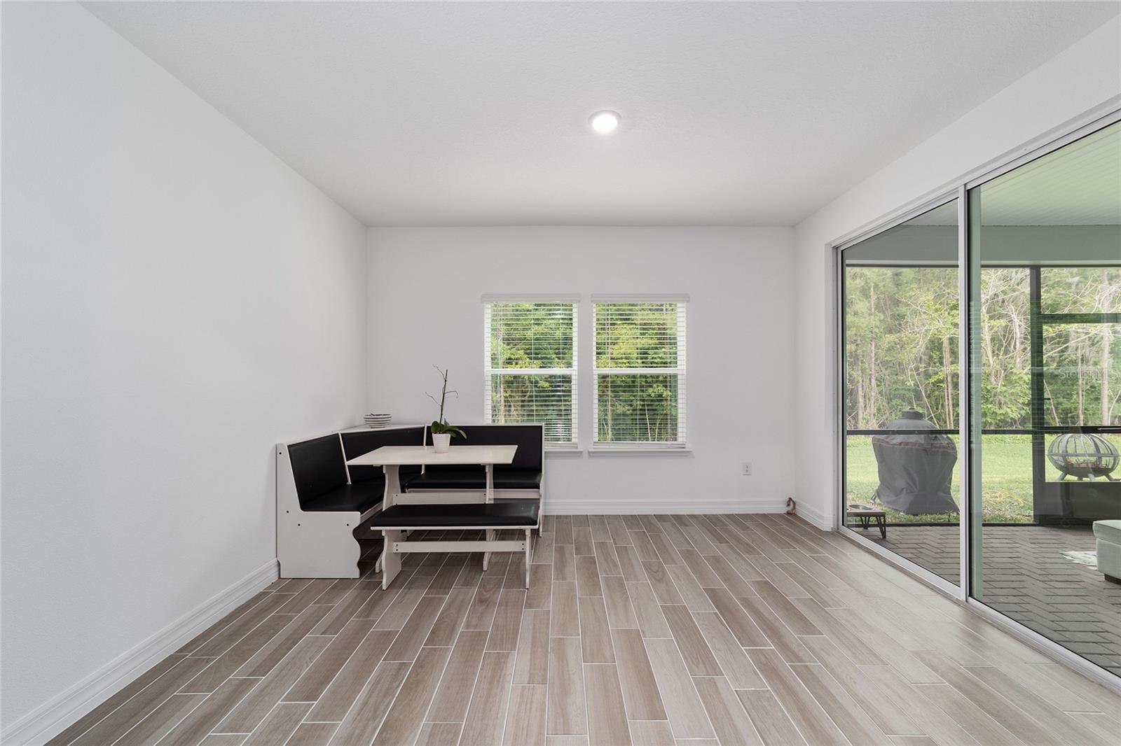 BELLECHASE OAK HAMMOCK - Residential