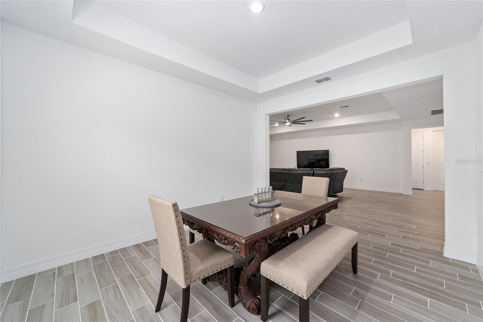 BELLECHASE OAK HAMMOCK - Residential