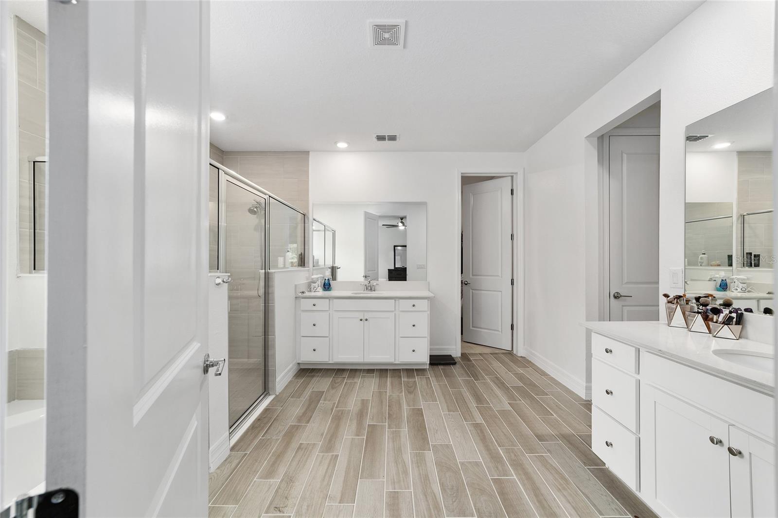 BELLECHASE OAK HAMMOCK - Residential