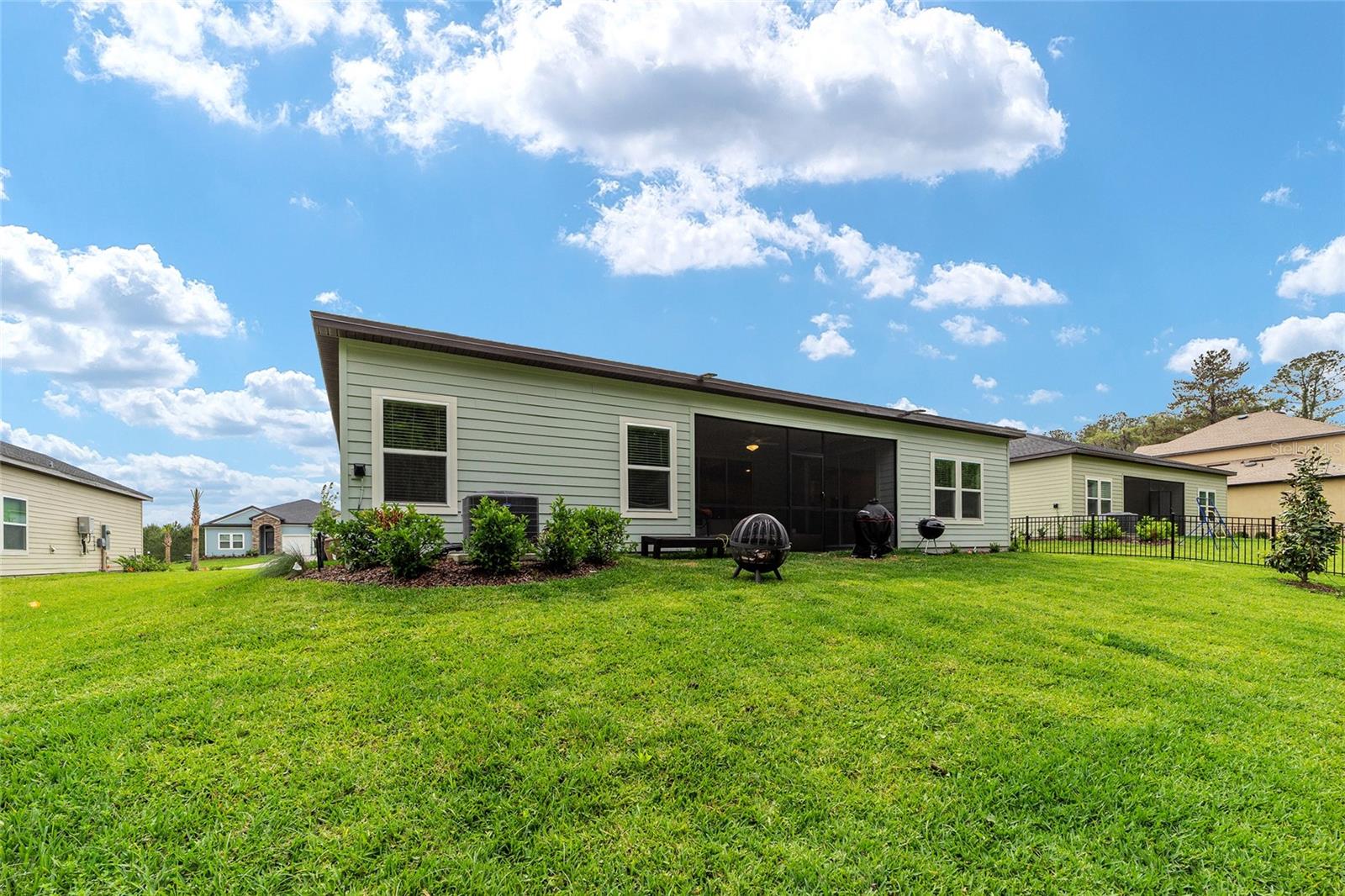 BELLECHASE OAK HAMMOCK - Residential